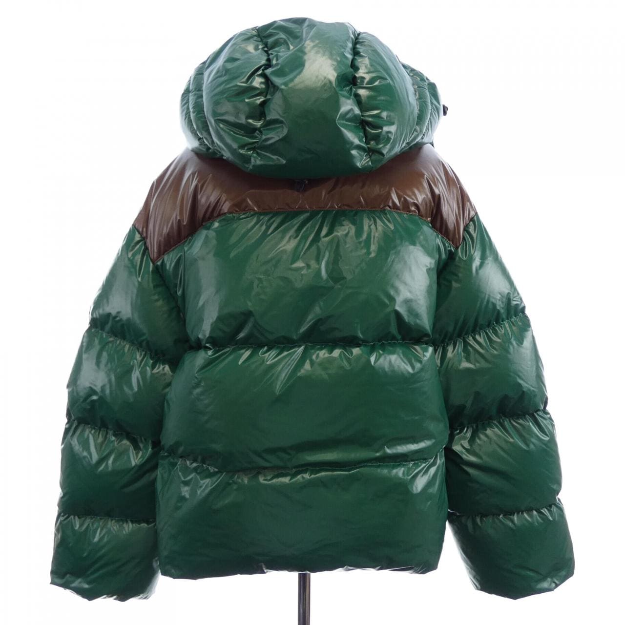 グッチ GUCCI 678715 Z8AR1 ダウンジャケット