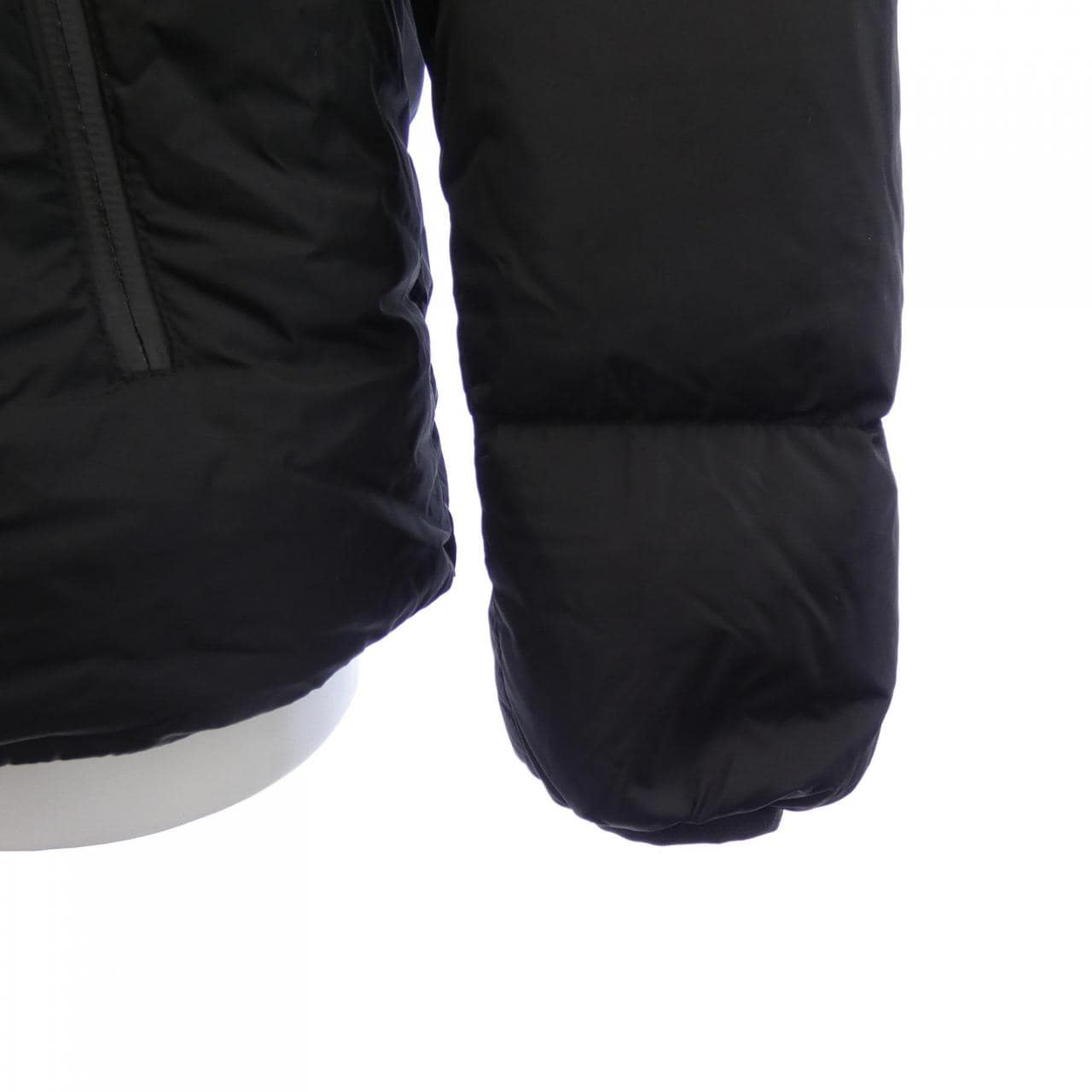 モンクレール MONCLER MONTCLA ダウンジャケット