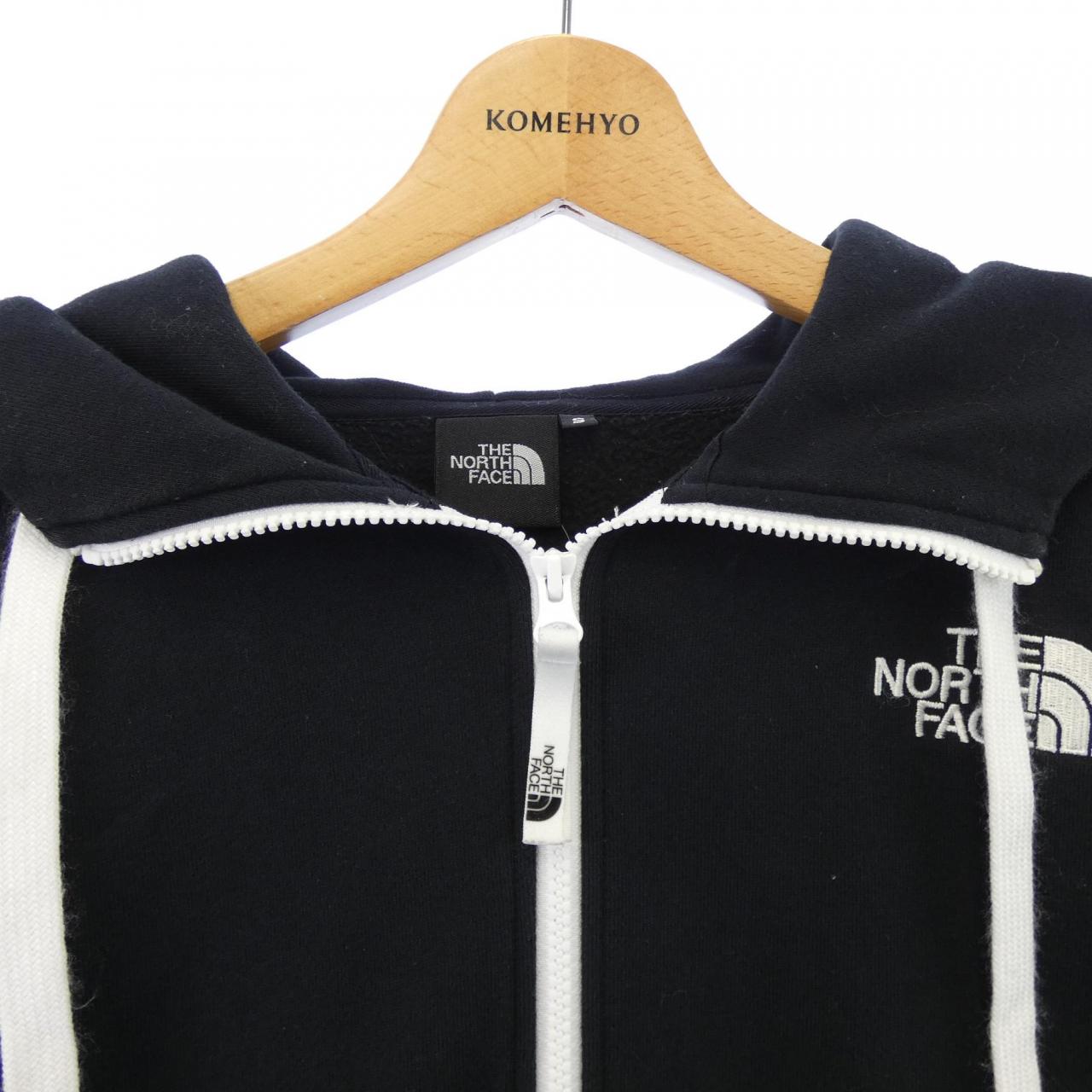ザノースフェイス THE NORTH FACE NT62130 パーカー
