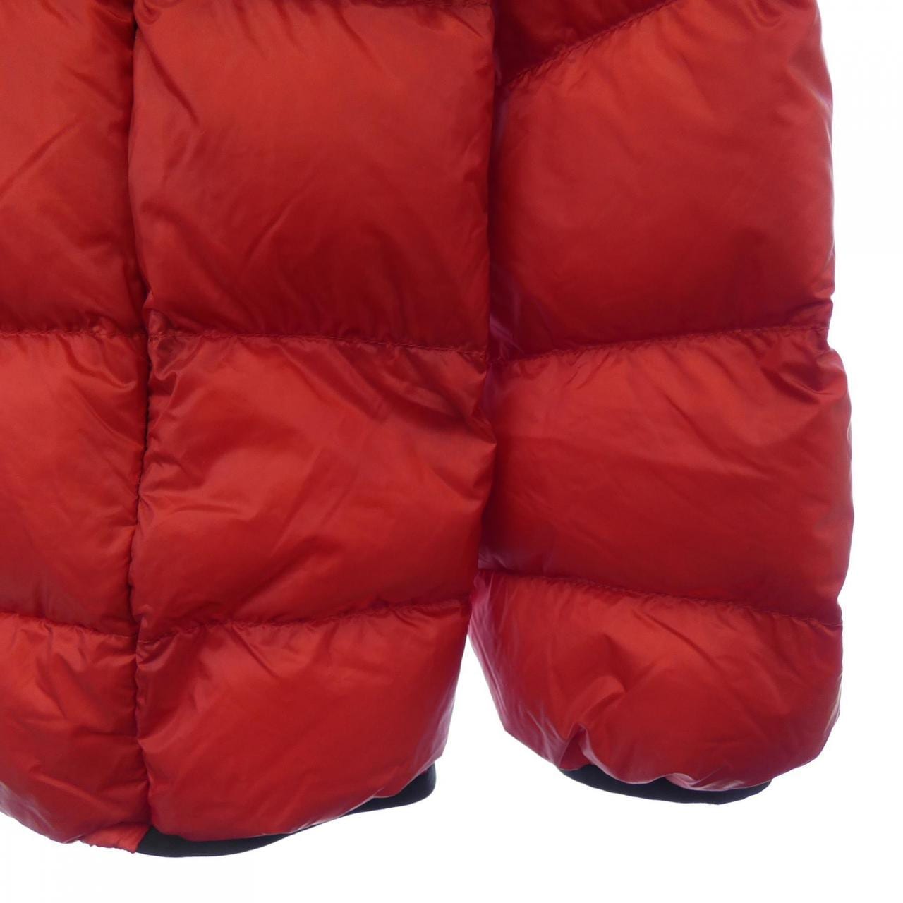 モンクレール MONCLER ダウンジャケット