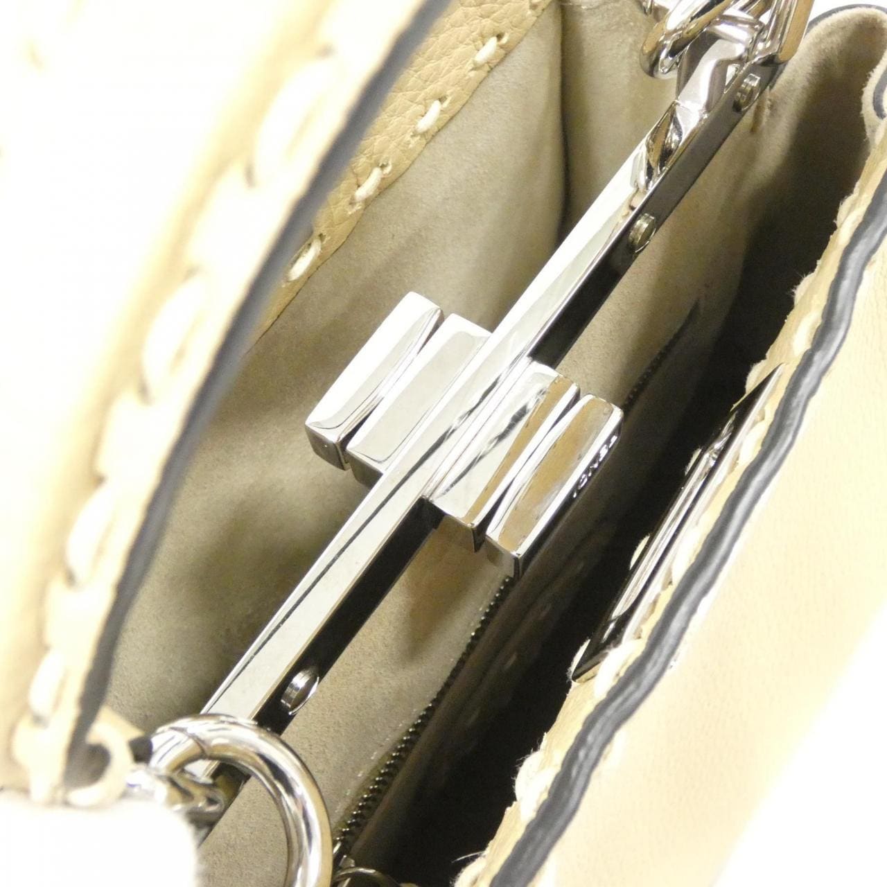 フェンディ SELLERIA ピーカブー ミニ 8BN244 AFQ8 バッグ