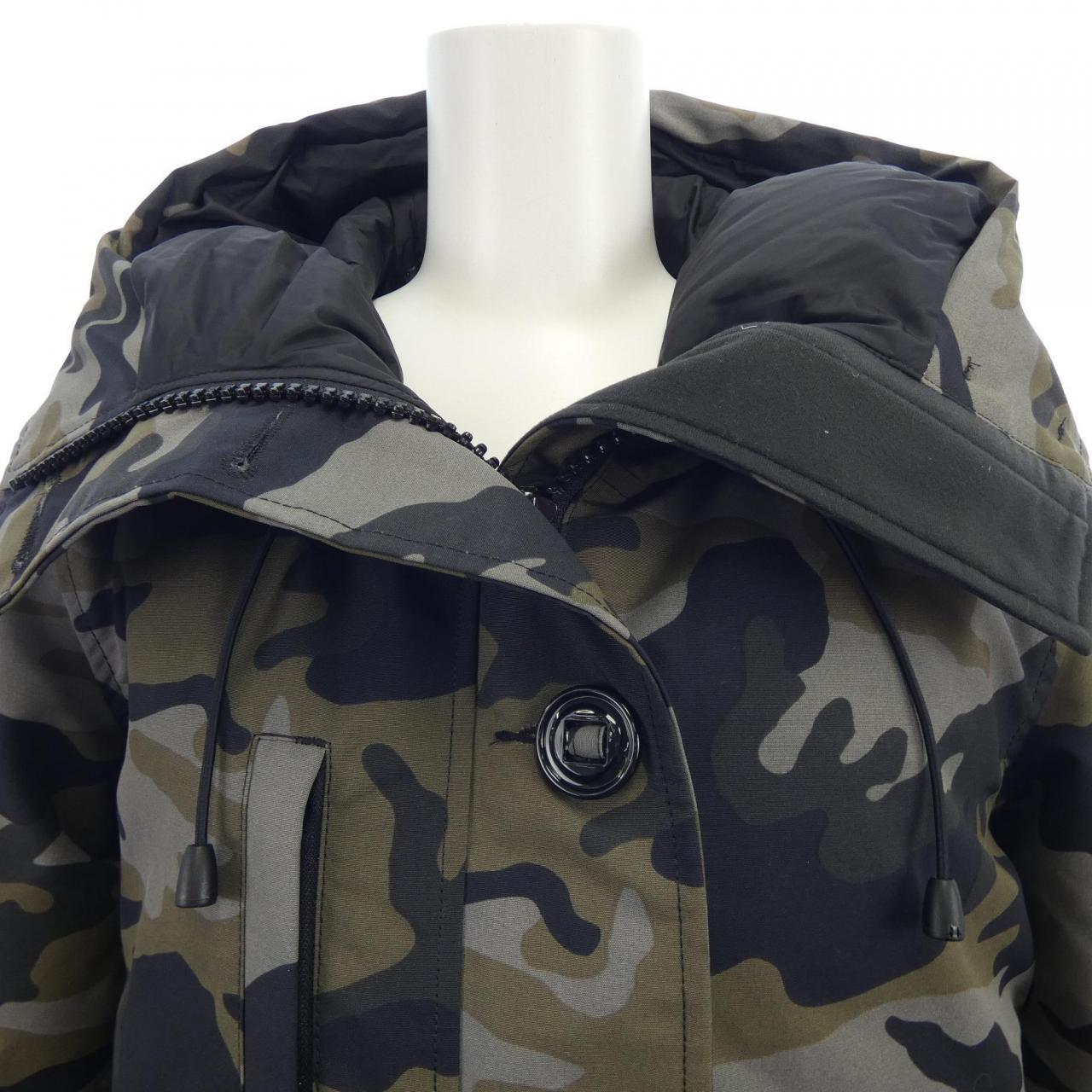 カナダグース CANADA GOOSE ダウンジャケット