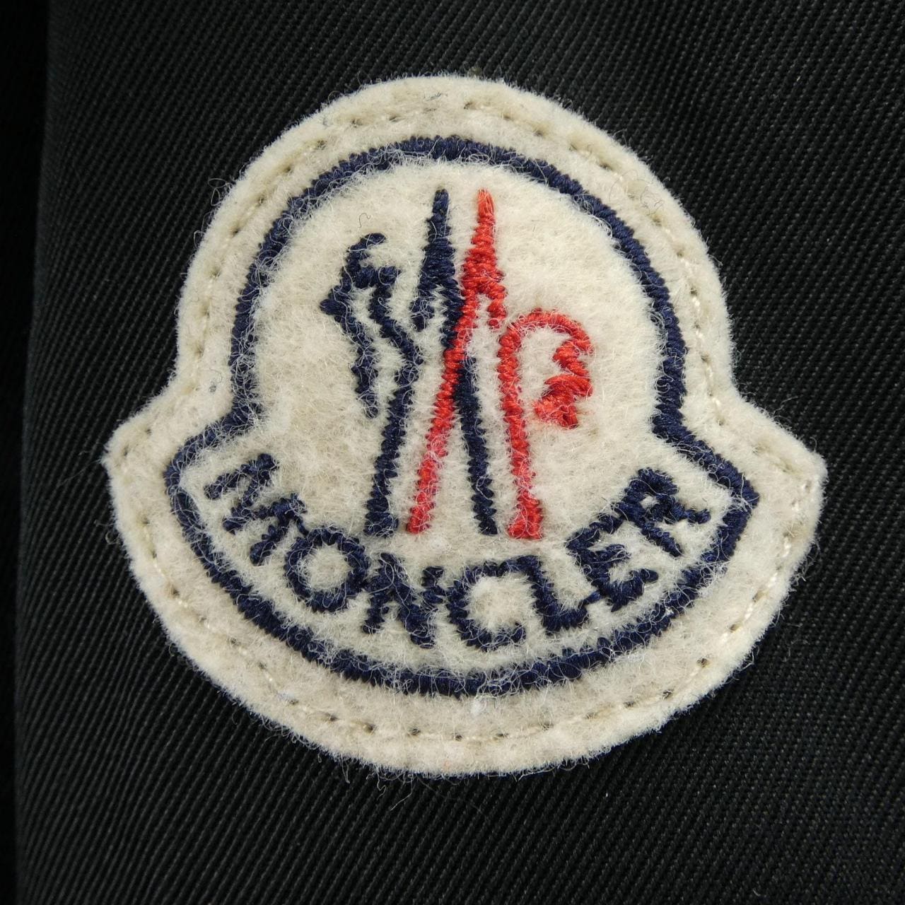 モンクレール MONCLER ARRIOUS ダウンコート