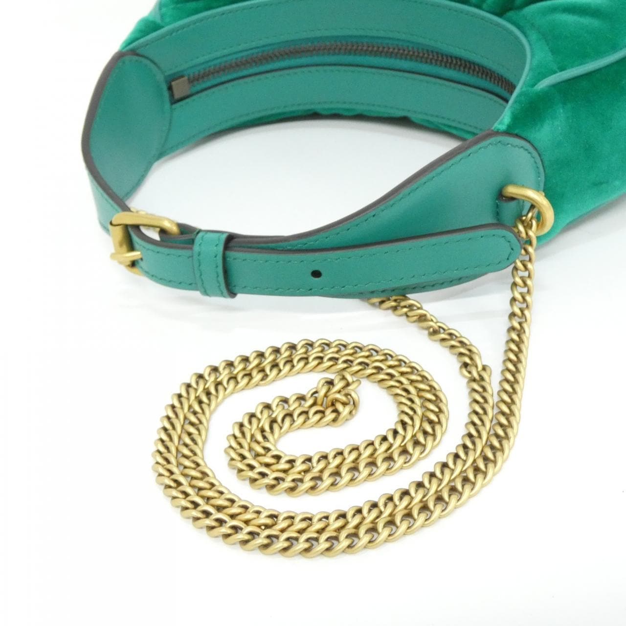 グッチ GG MARMONT 770983 FACK2 ショルダーバッグ