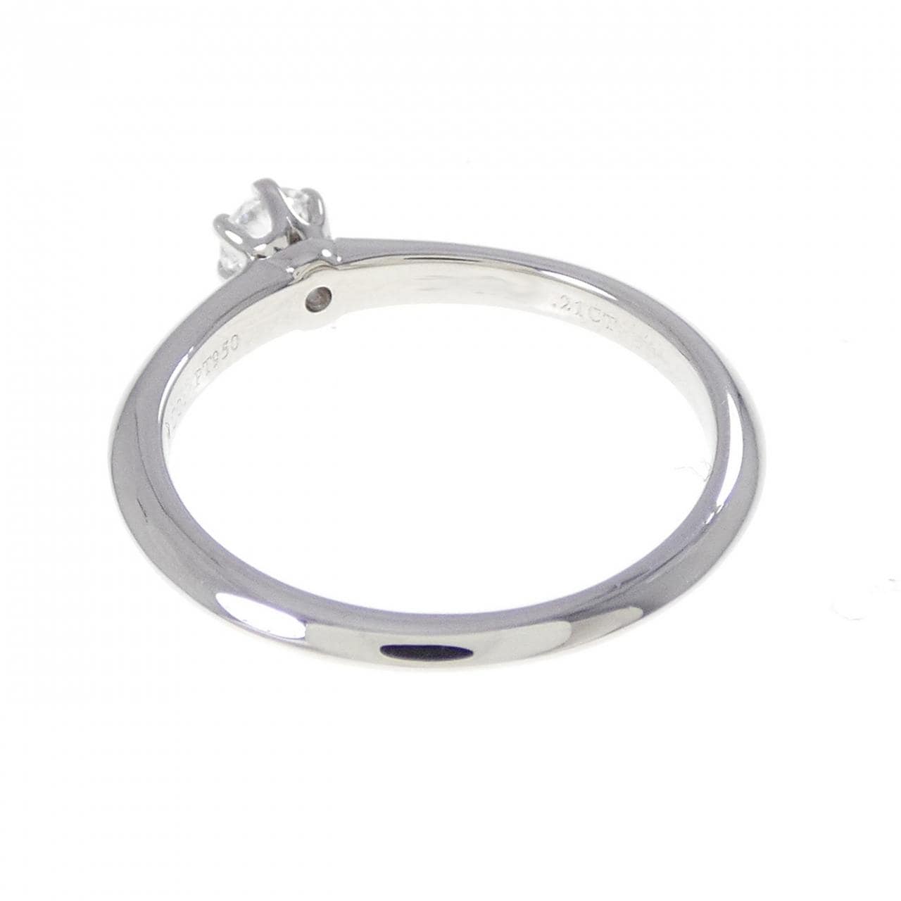 ティファニー クラシックソリティア リング 0.21CT D VS1