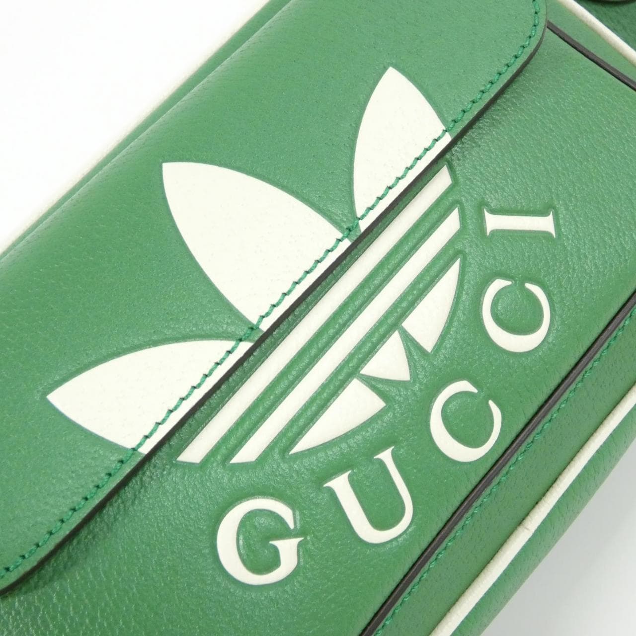 グッチ 722141 AAA8U ウエストバッグ