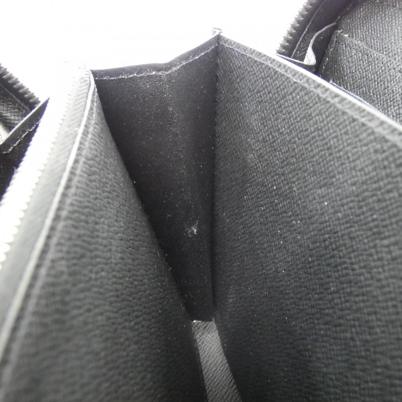 ルイヴィトン ダミエ グラフィット ジッピーXL N41503 財布