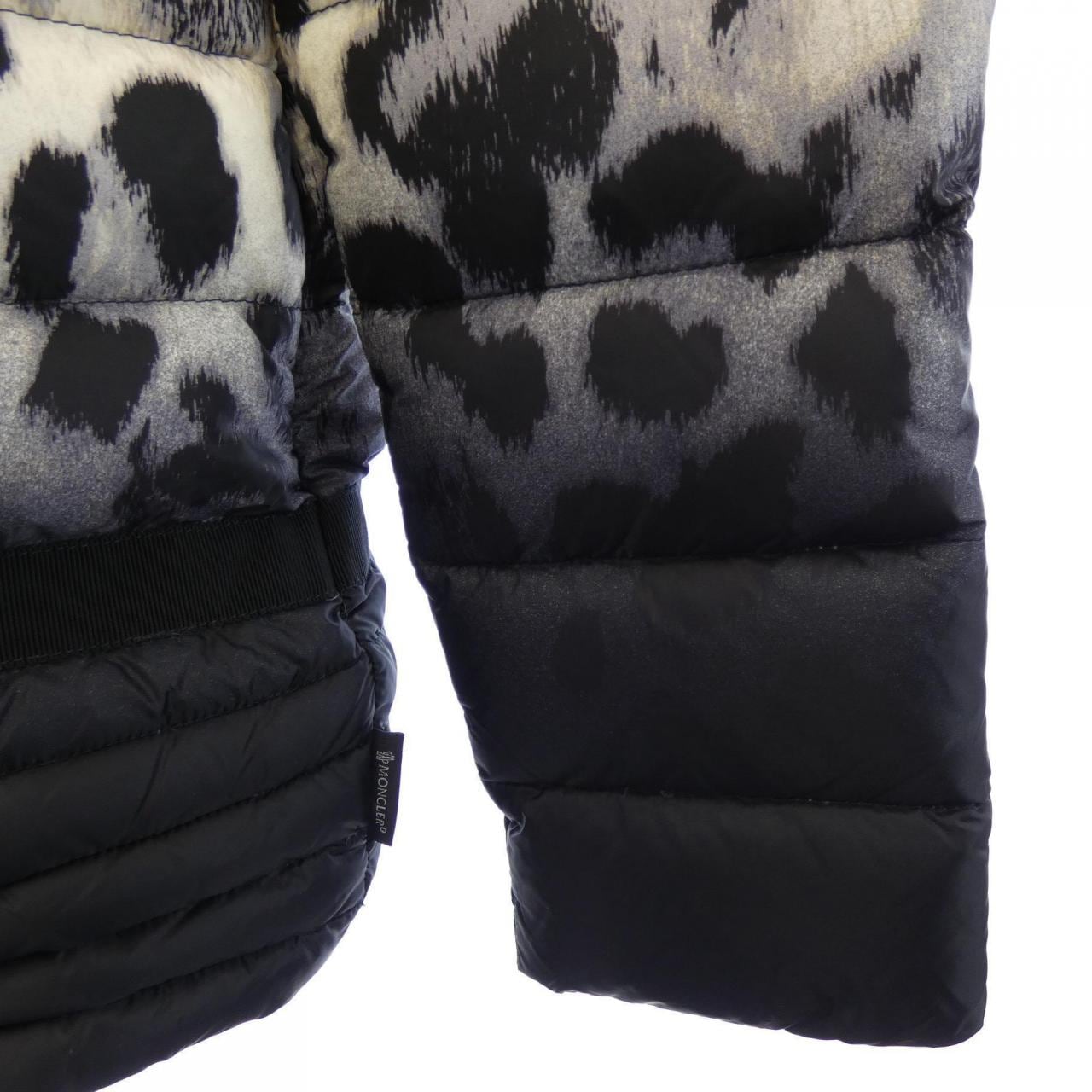 モンクレール MONCLER LEUCATE ダウンジャケット