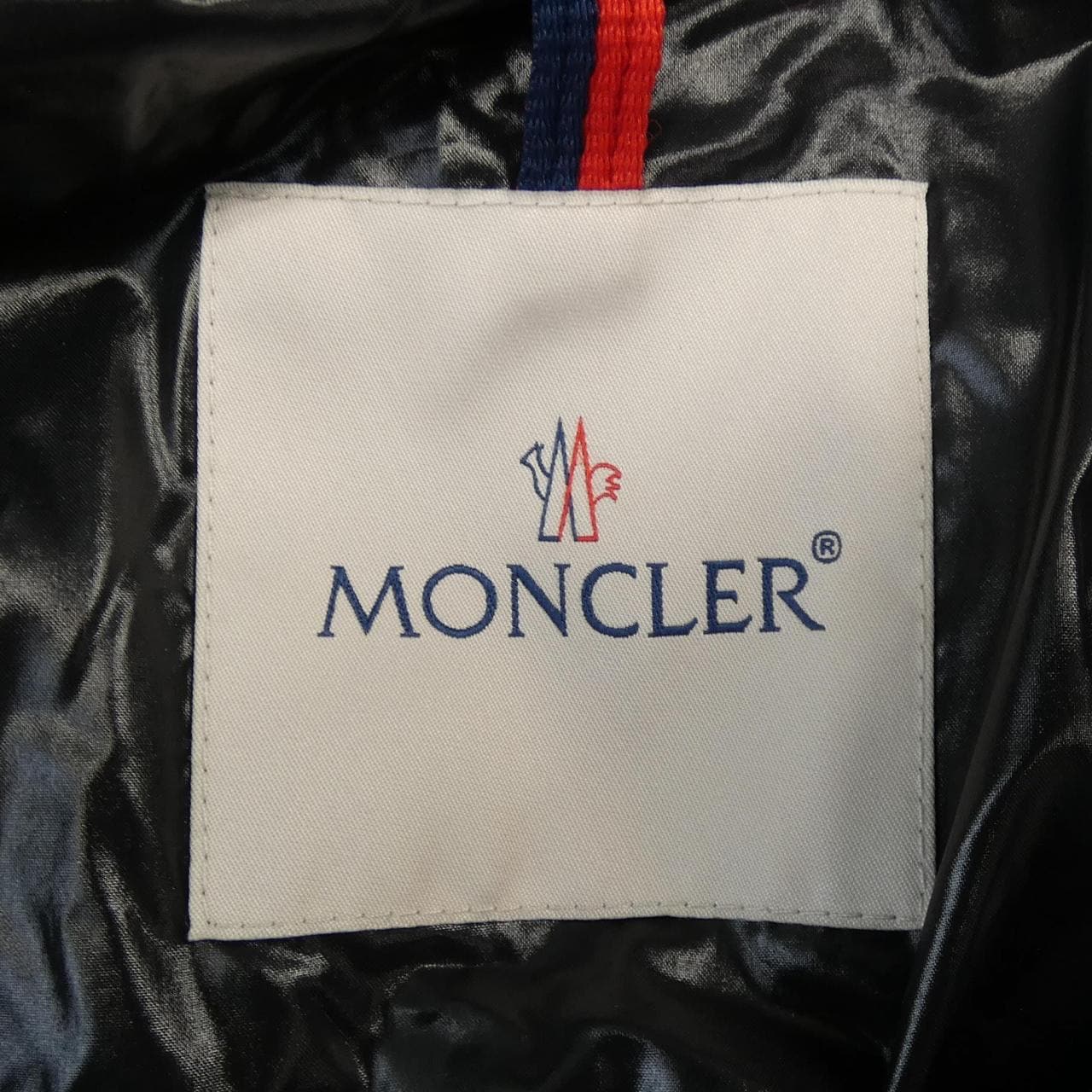 MONCLER蒙克勒羽绒服