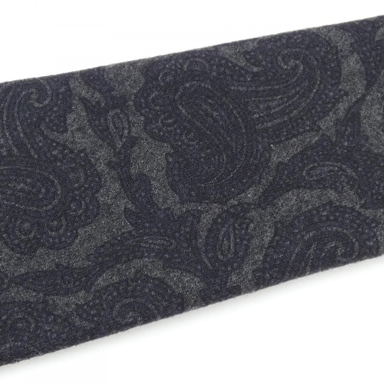 SEVEN FOLD NECKTIE