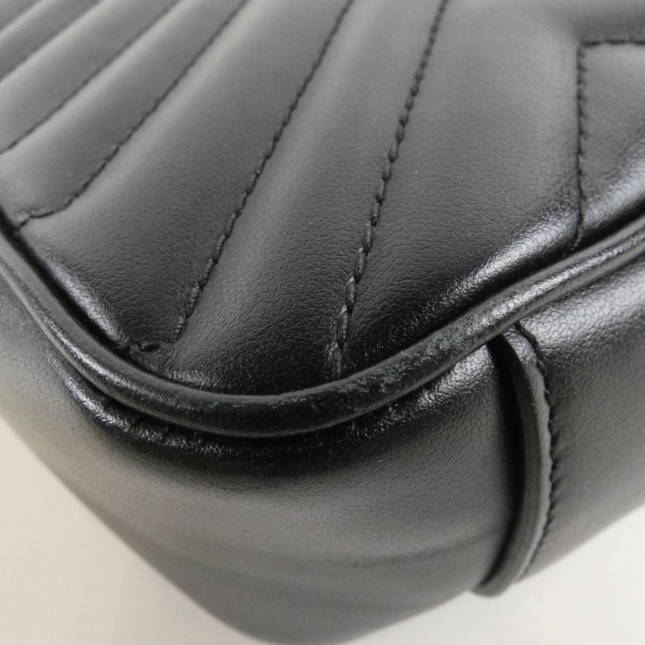 グッチ GG マーモント443497 DTDFV ショルダーバッグ