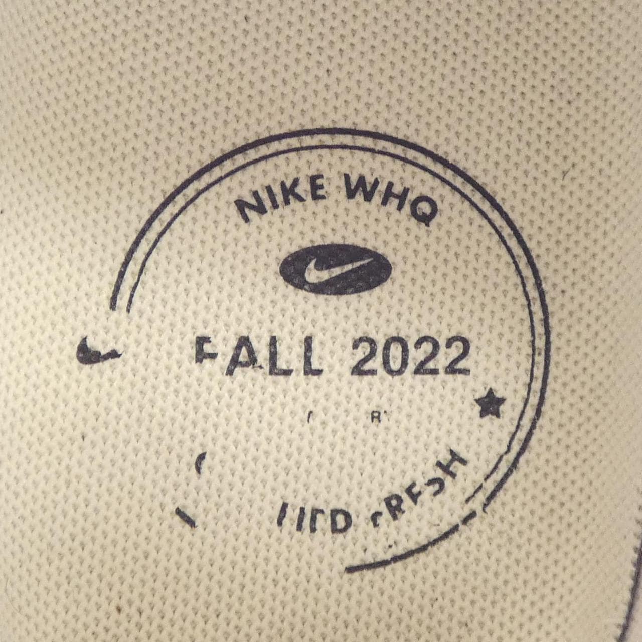 ナイキ NIKE DO9785-100 スニーカー
