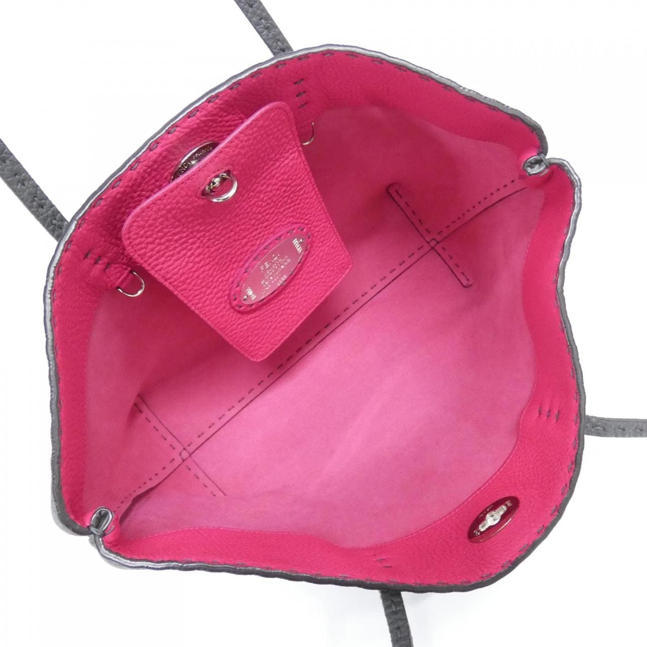 フェンディ セレリア スモール カルラ 8BH257 Q0J バッグ