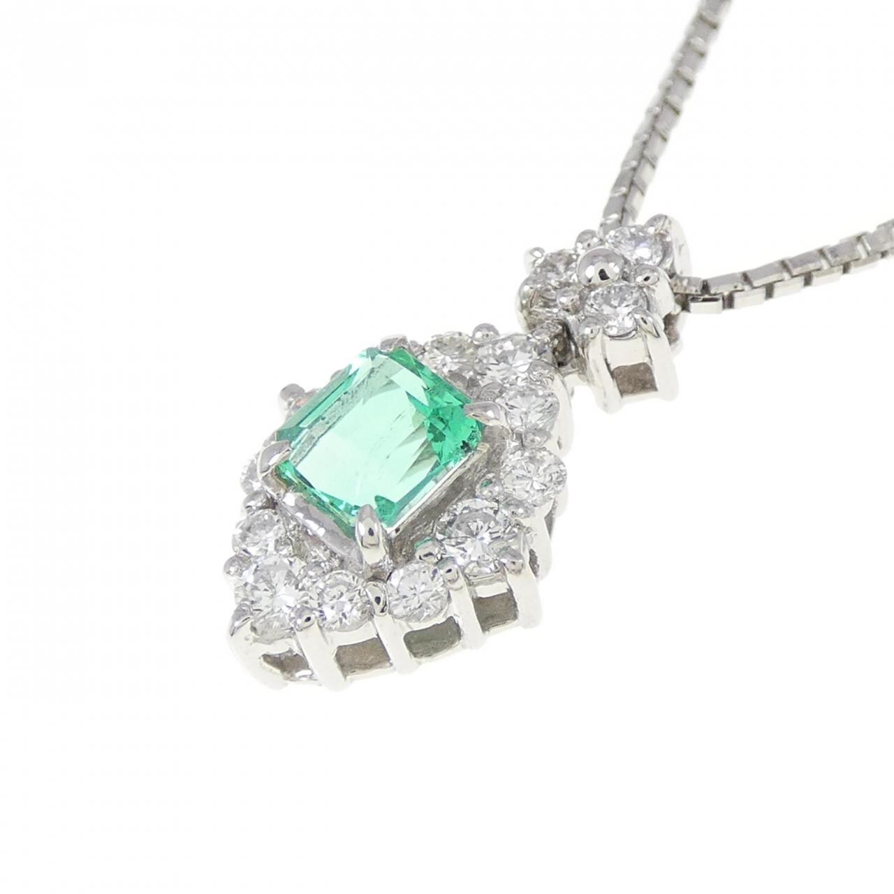 PT Emerald Necklace 0.40CT