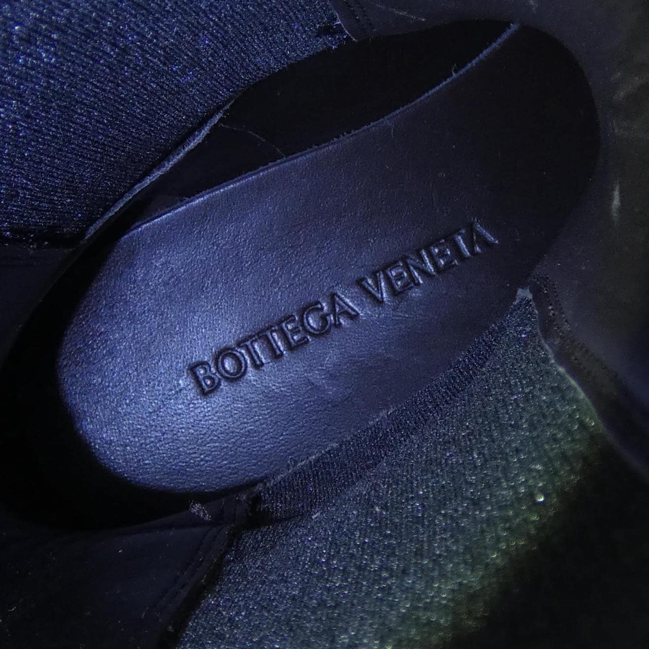 ボッテガヴェネタ BOTTEGA VENETA タイヤ　チェルシーブーツ 630297 VBS50 ブーツ