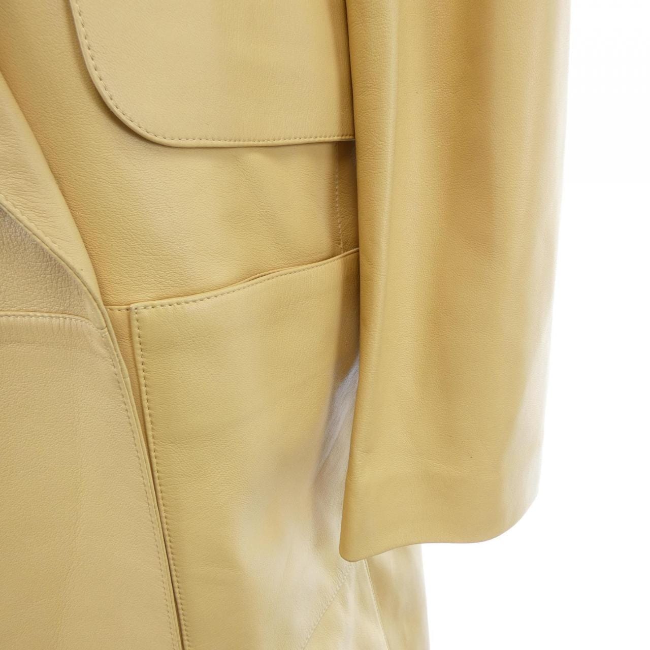 【ヴィンテージ】シャネル CHANEL P27786V30011 06C レザーコート