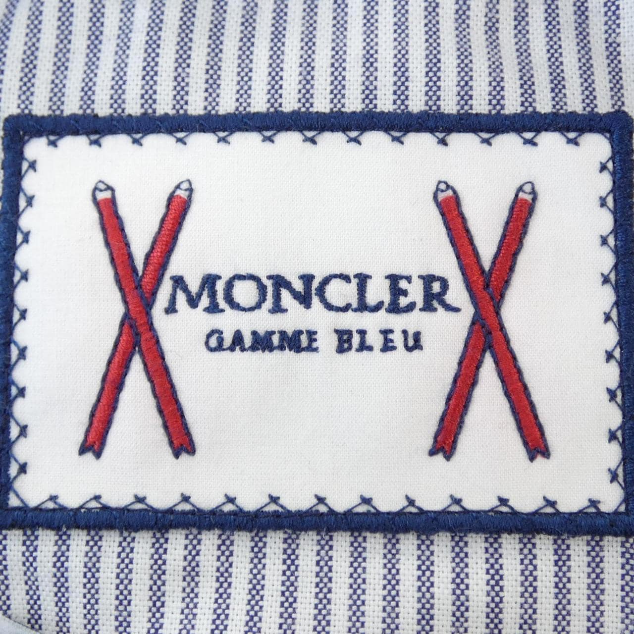 モンクレールガムブルー MONCLER GAMMEBLEU B1 391 4130490 63805 ダウンジャケット