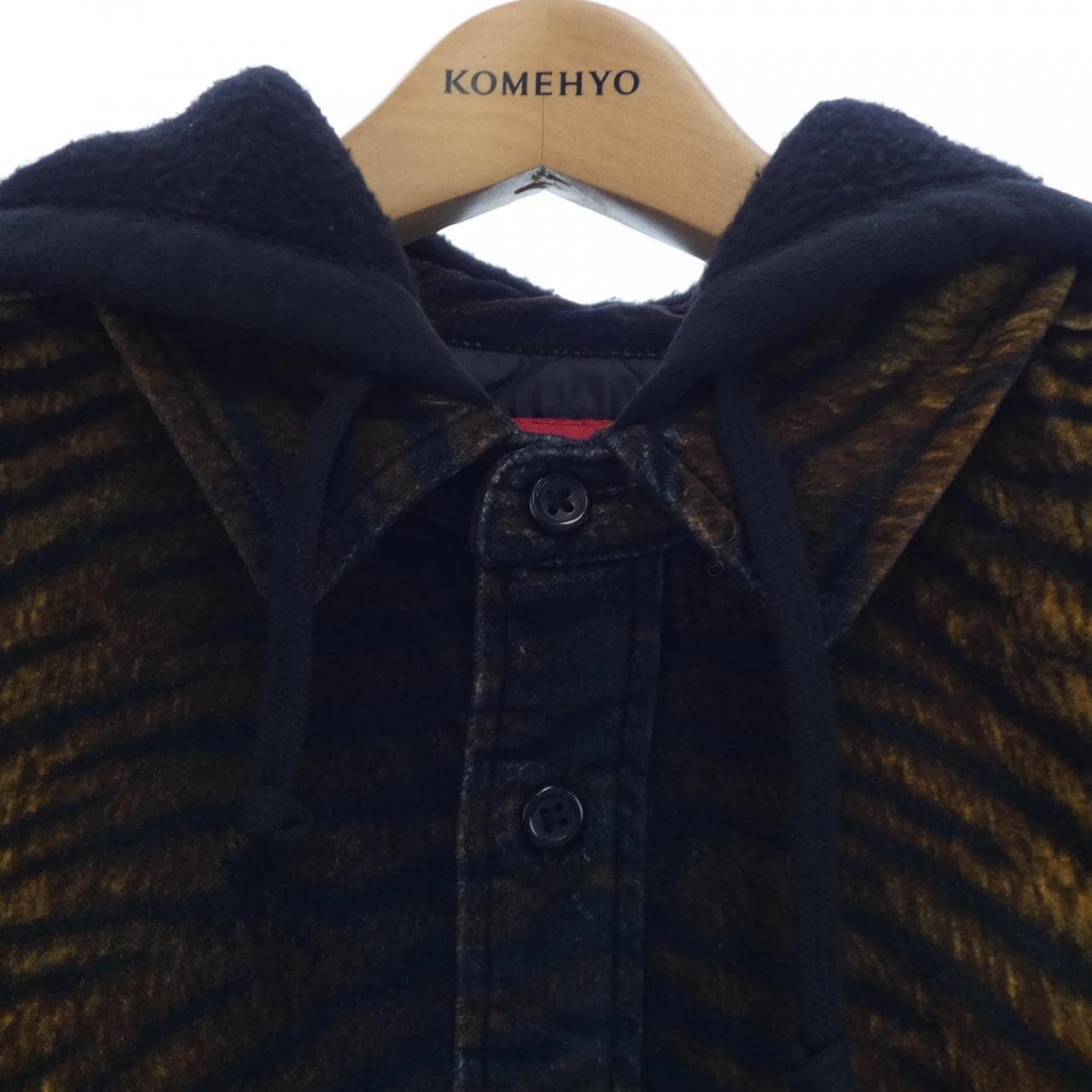 シュプリーム SUPREME Quilted Lined Hooded Velv シャツ