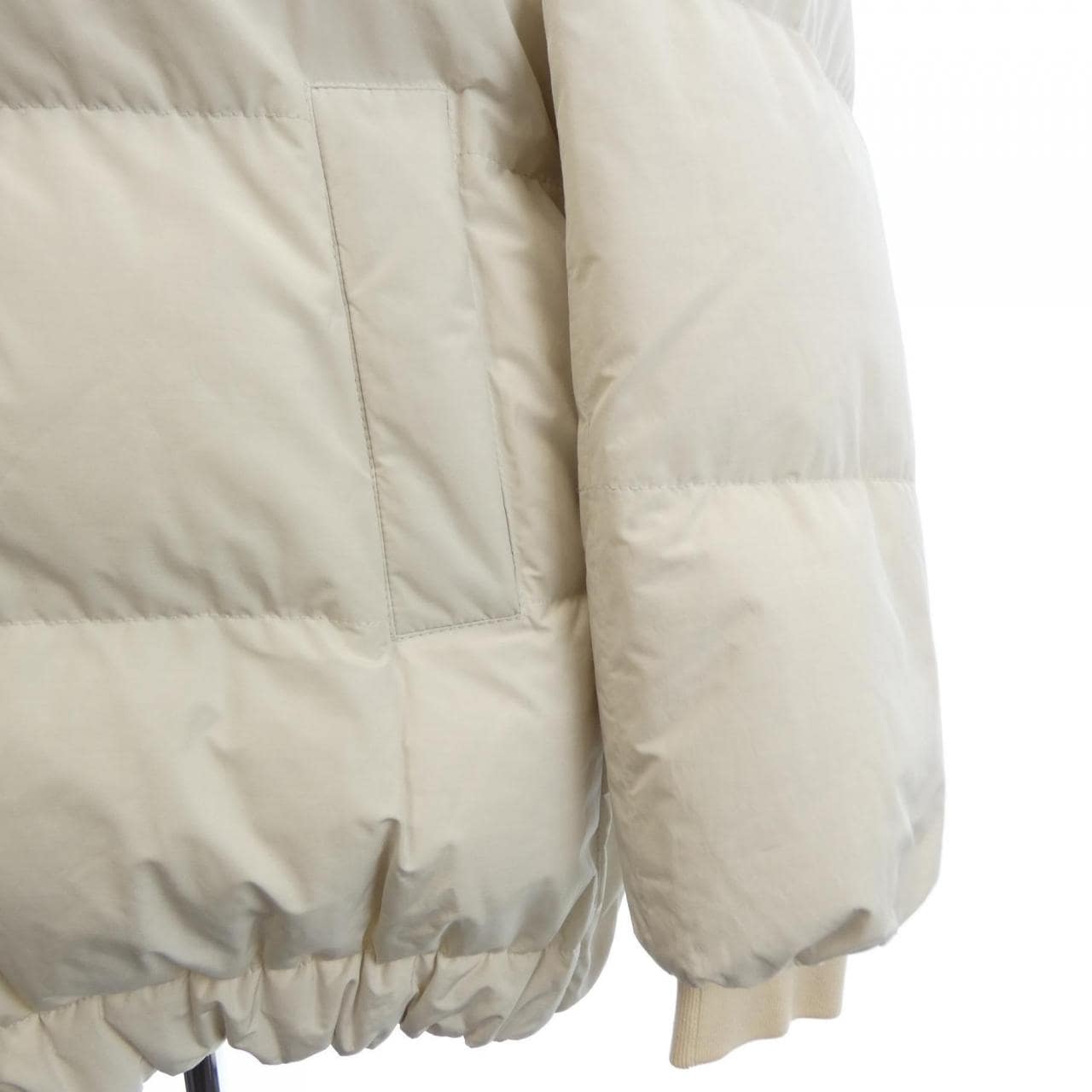 ブルネロクチネリ BRUNELLO CUCINELLI ダウンジャケット
