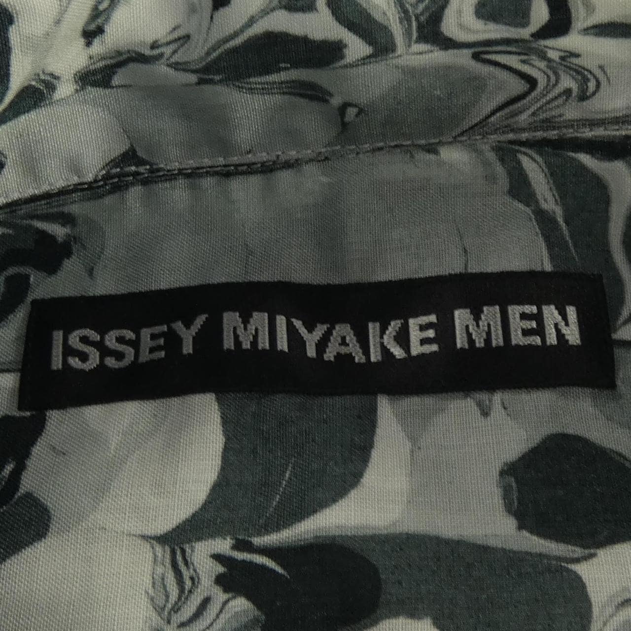 イッセイミヤケメン ISSEY MIYAKE MEN ME73FJ217 シャツ
