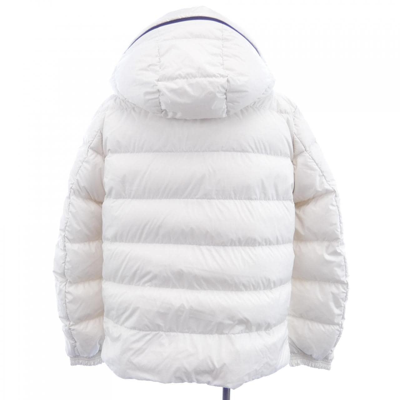 モンクレール MONCLER ダウンジャケット