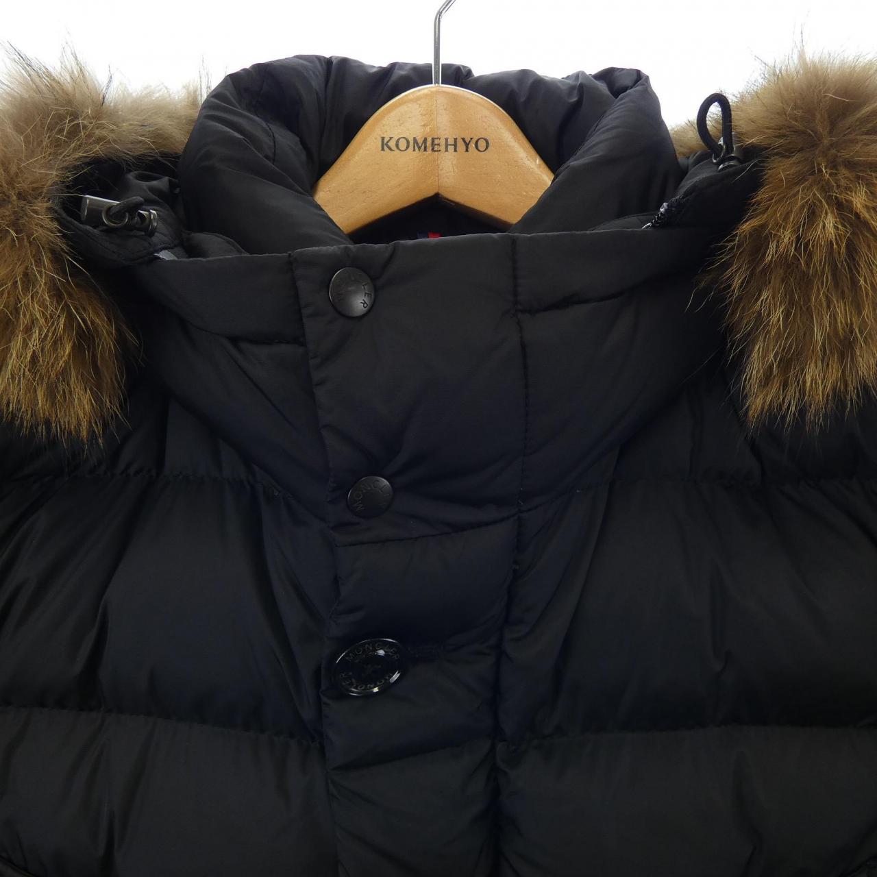 モンクレール MONCLER ダウンジャケット