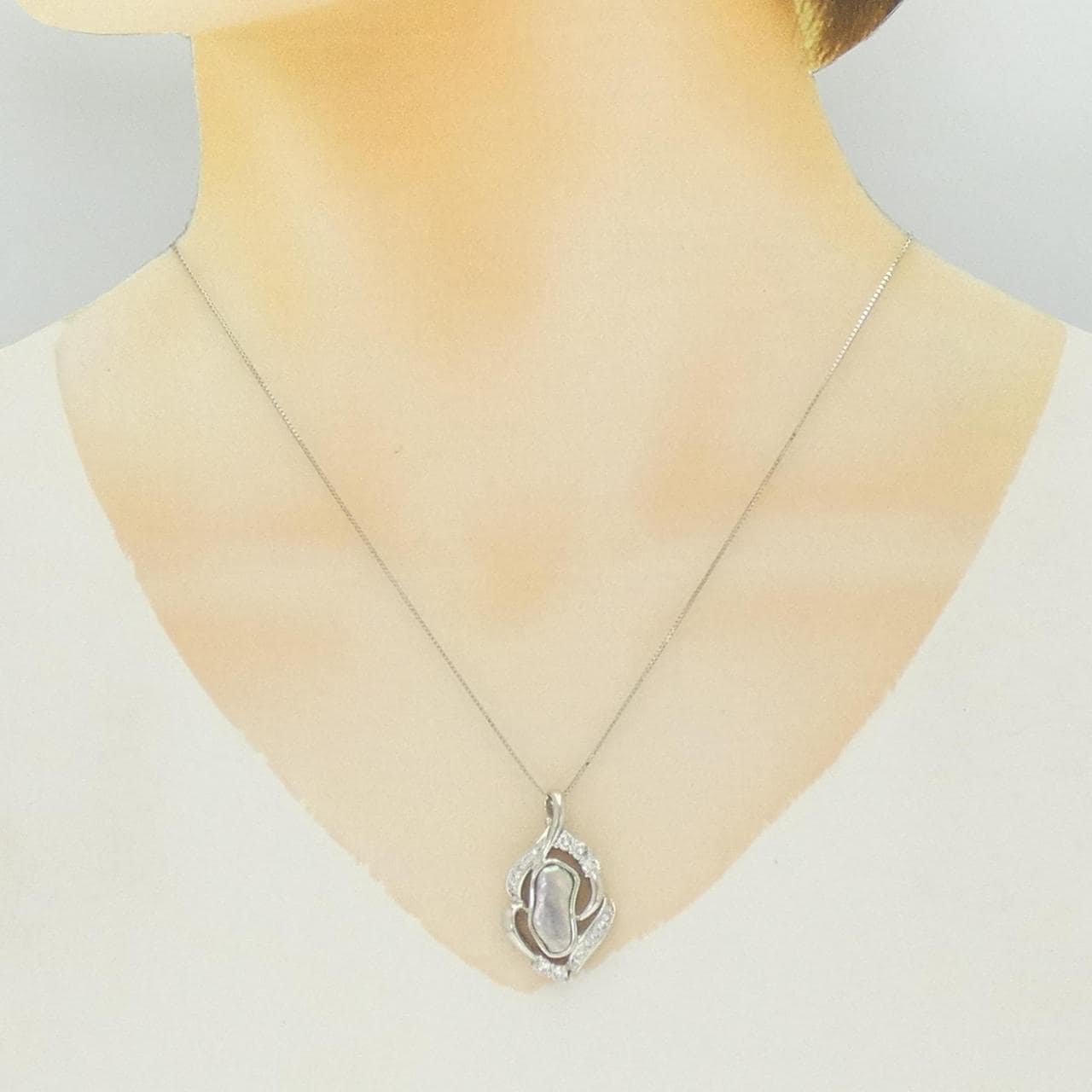 PT900/PT850 Abalone Pearl Necklace 2.09CT