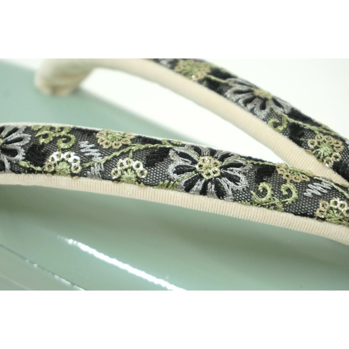 【新品】女草履　インドレース　Ｆサイズ