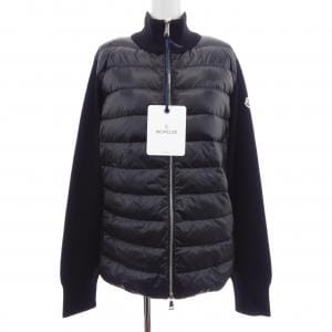 【新品】モンクレール MONCLER 20939B00036 M1131 ダウンジャケット
