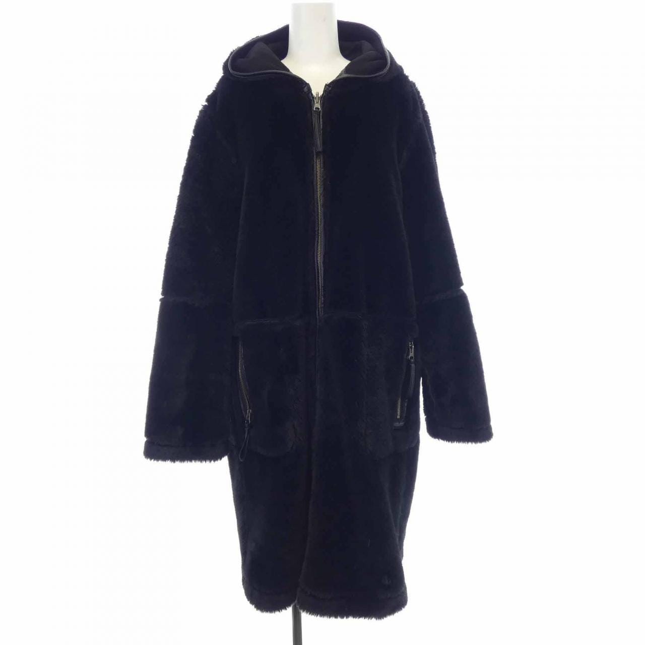 ヴィヴィアンタム VIVIENNE TAM コート