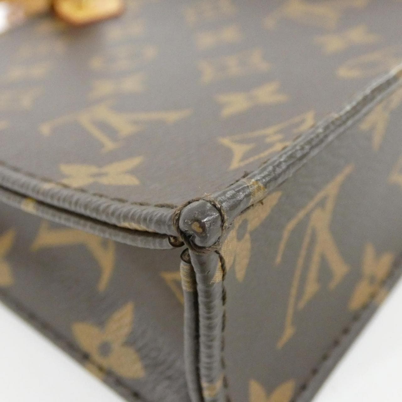 ルイヴィトン モノグラム プティット サック プラ M69442 バッグ