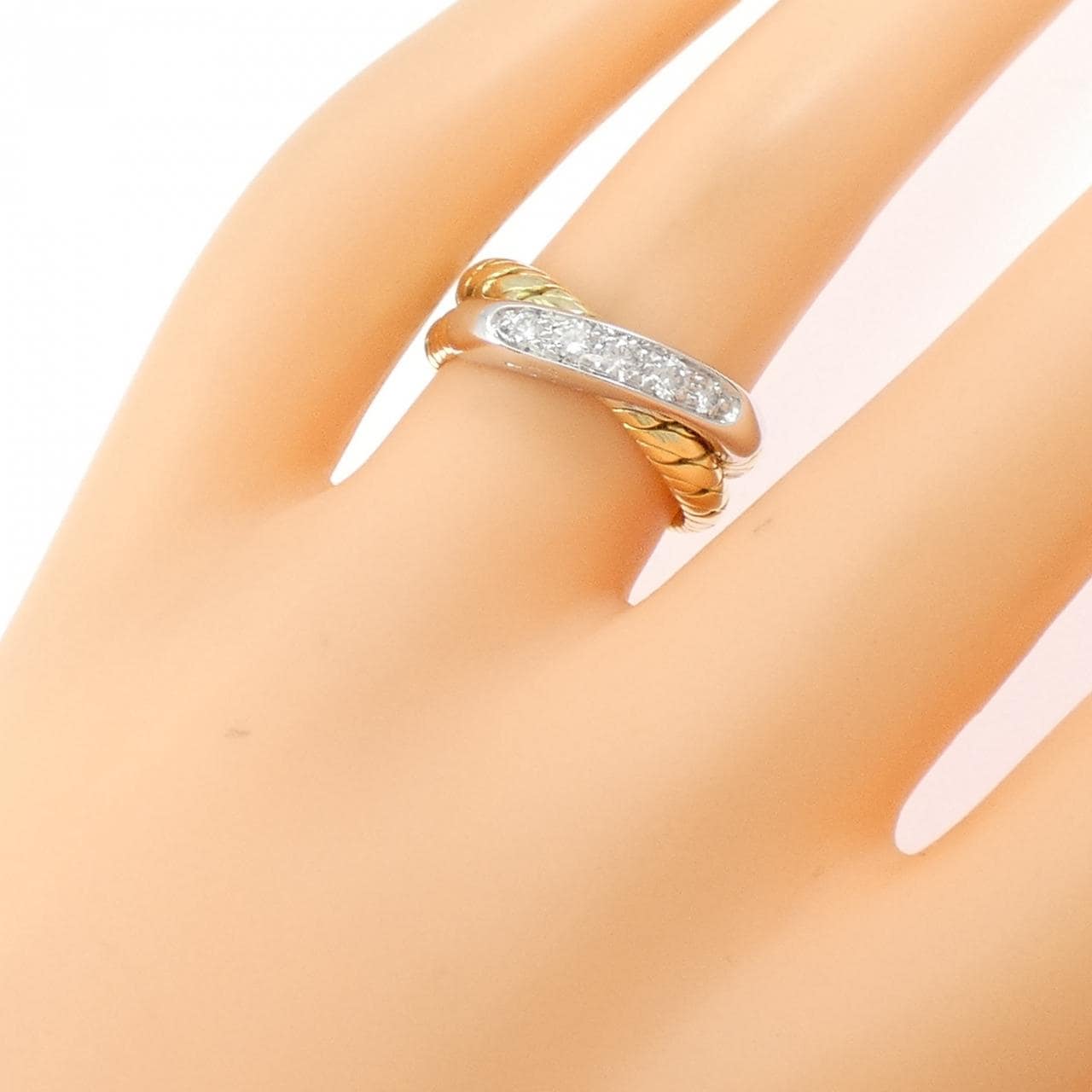 ポメラート ダイヤモンド リング