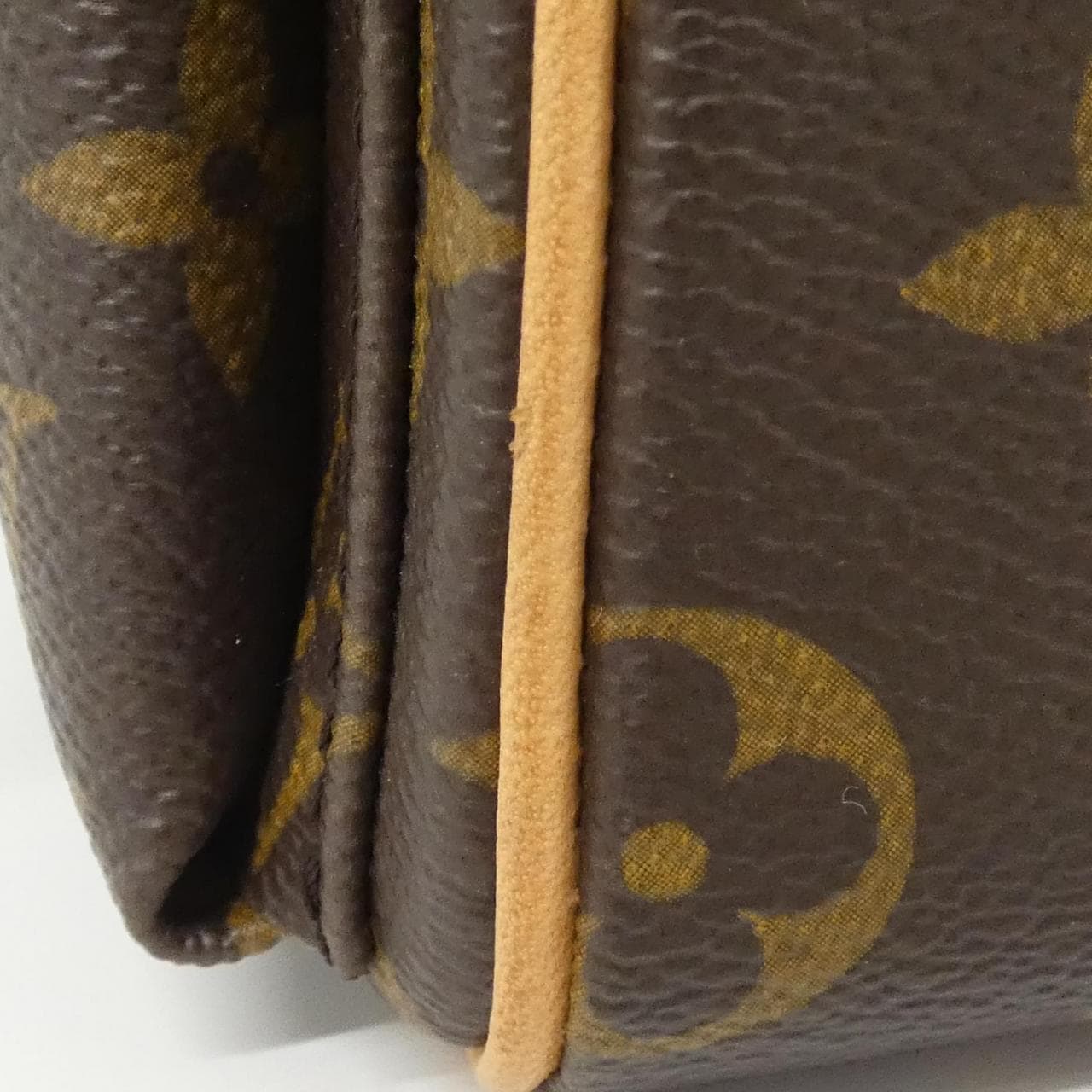 ルイヴィトン モノグラム ヴィバ シテ MM M51164 ショルダーバッグ