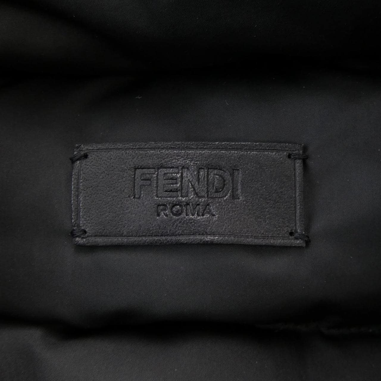 フェンディ FENDI ダウンベスト