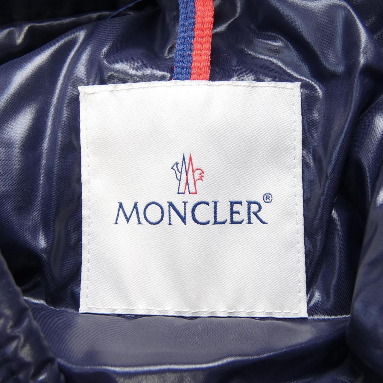 モンクレール MONCLER ダウンジャケット