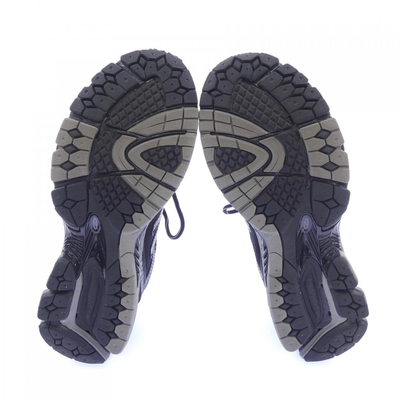 ニューバランス NEW BALANCE ML860XC スニーカー