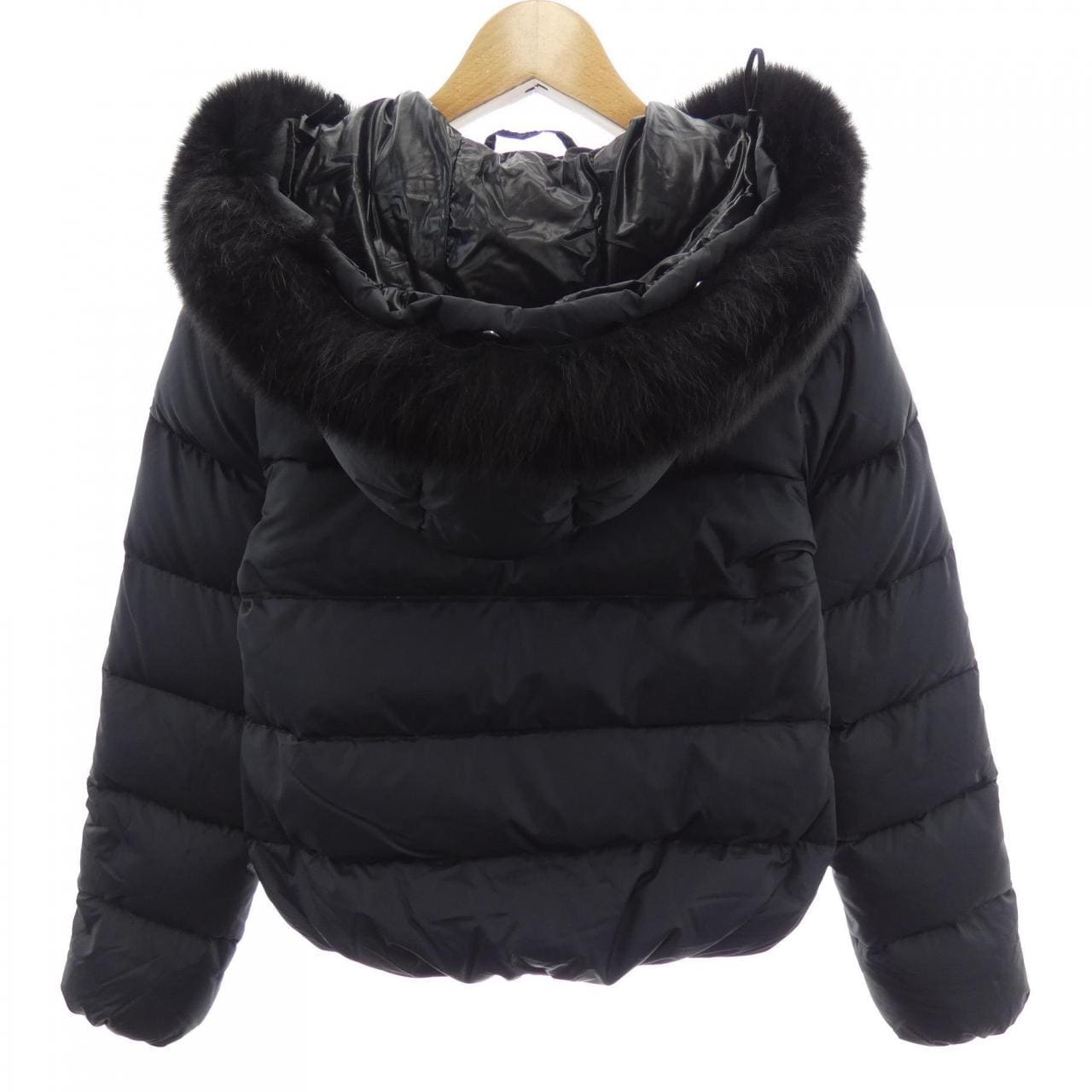 デュベティカ DUVETICA ADHARADUE ダウンジャケット