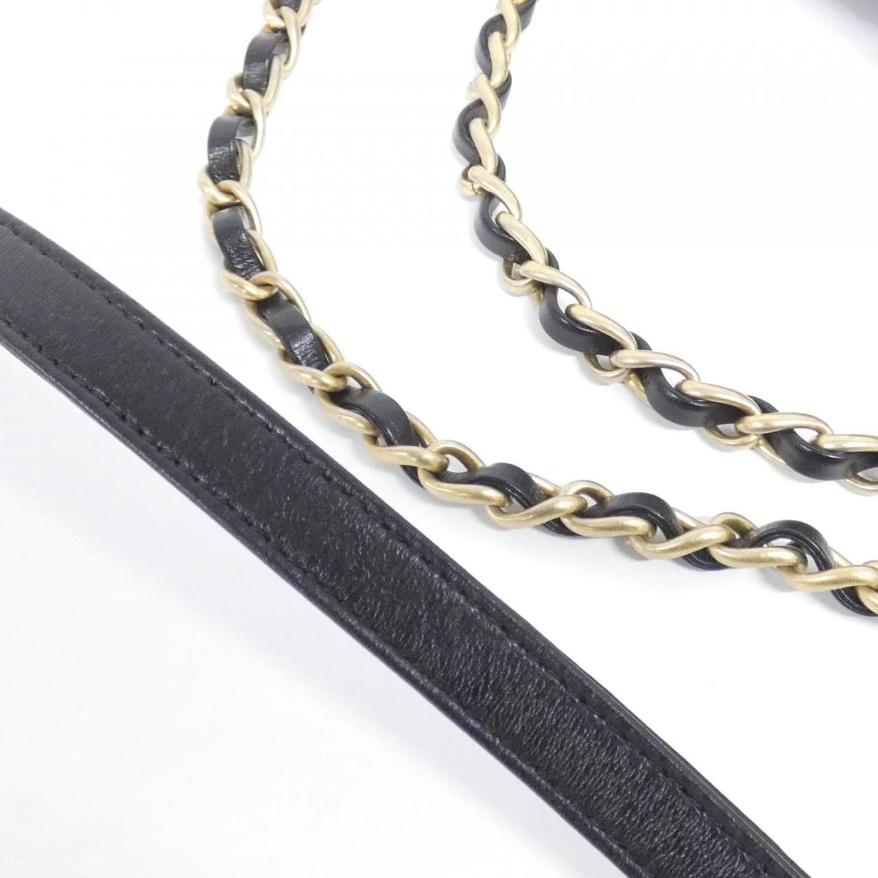 シャネル バッグ