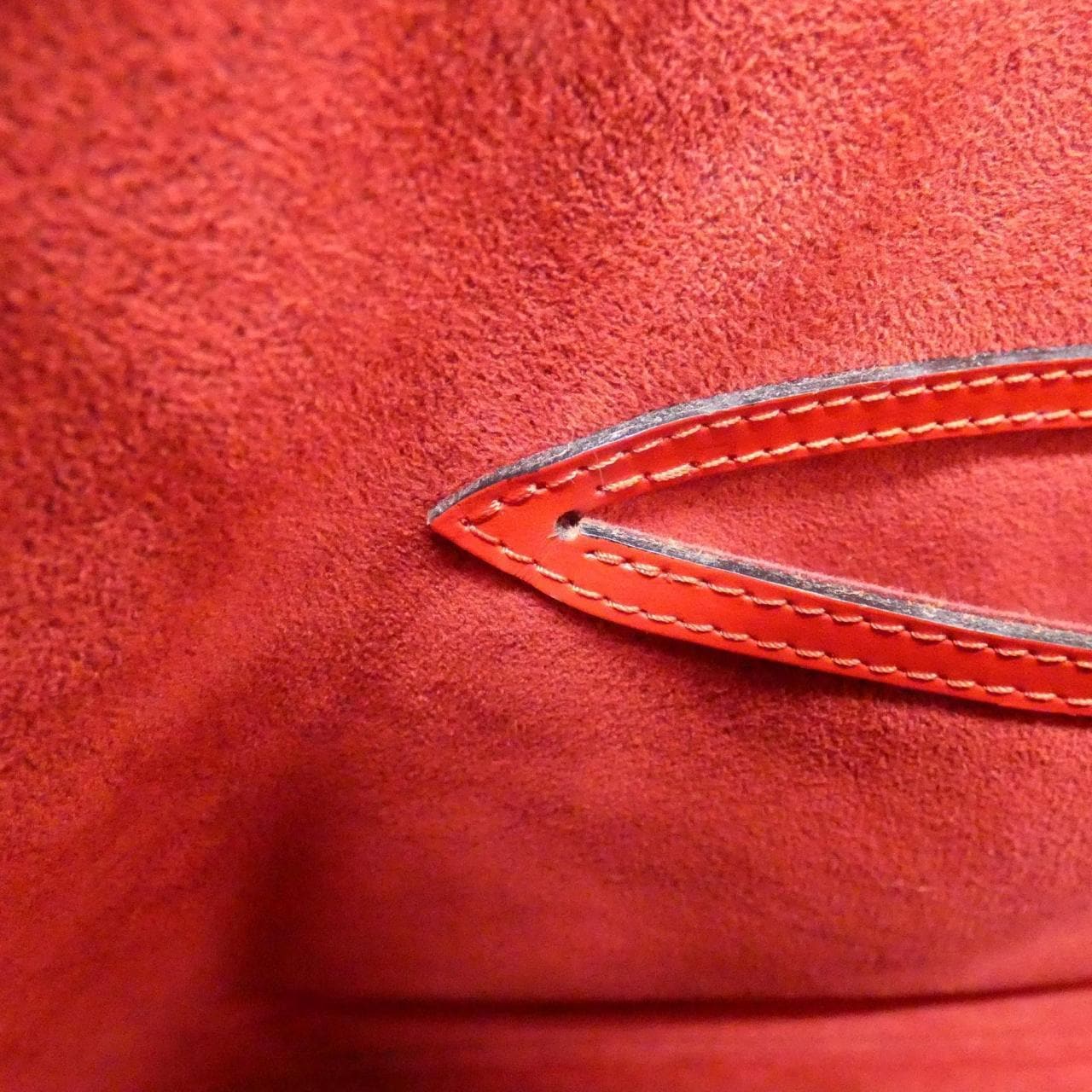 ルイヴィトン エピ アルマ PM M52147 バッグ