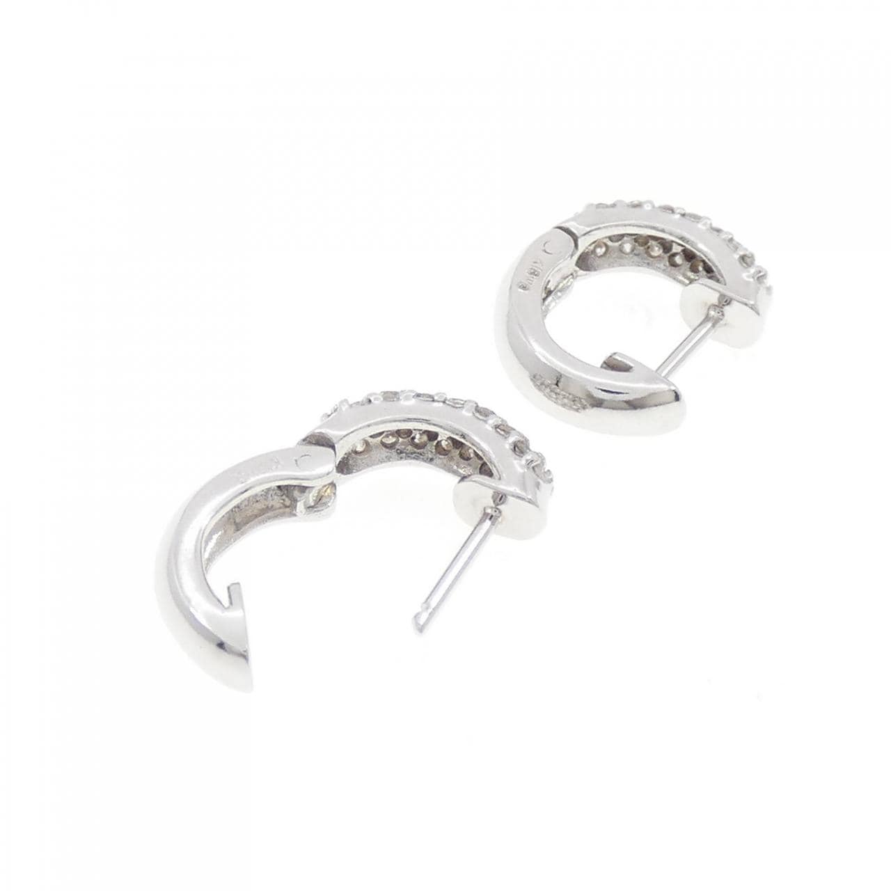 K18WG パヴェ ダイヤモンド ピアス 0.30CT