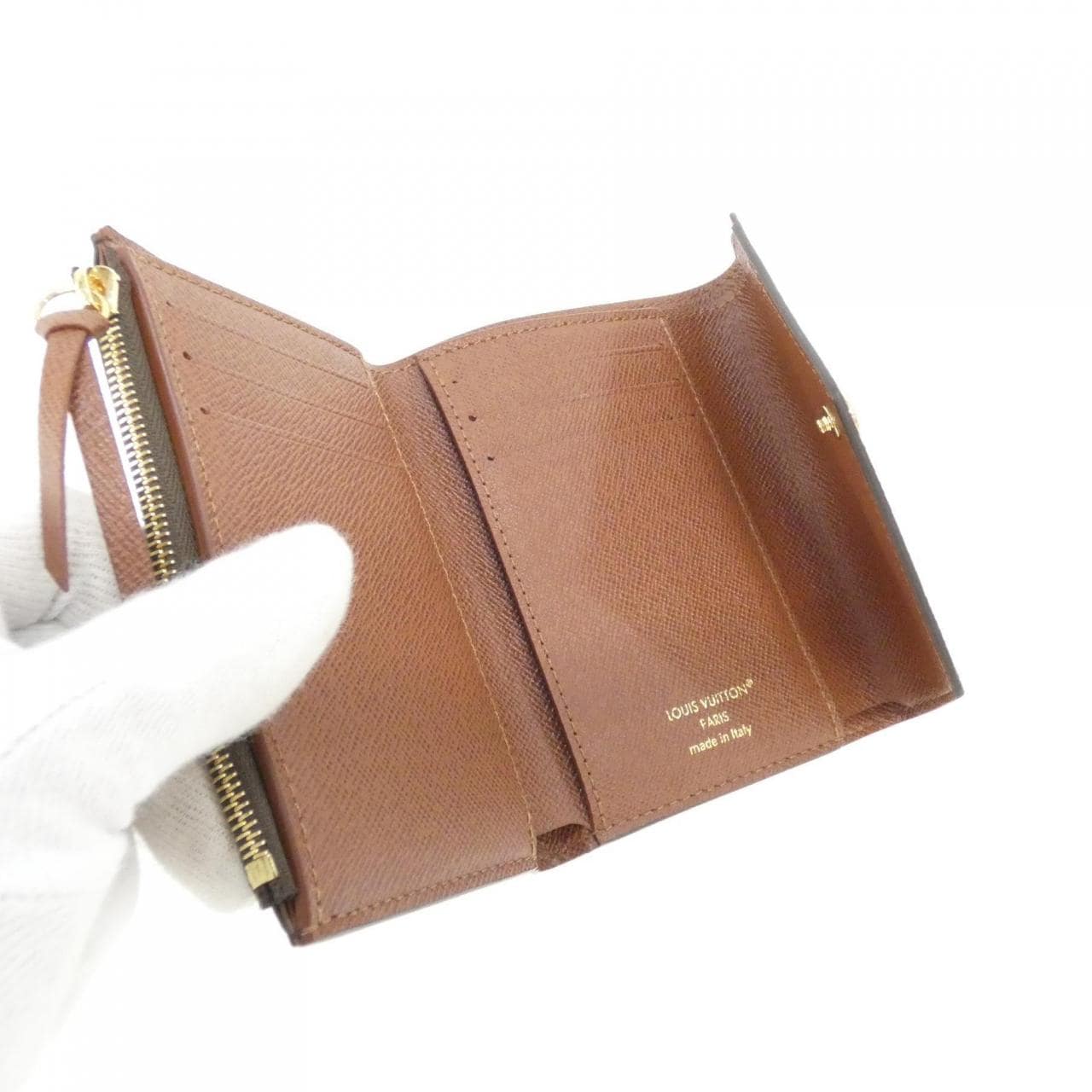 ルイヴィトン モノグラム ポルトフォイユ ヴィクトリーヌ M62472 財布