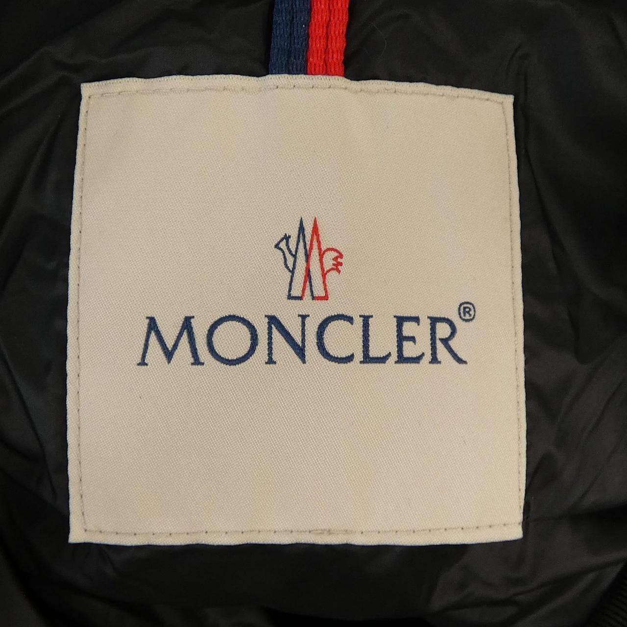 MONCLER蒙克勒羽绒服