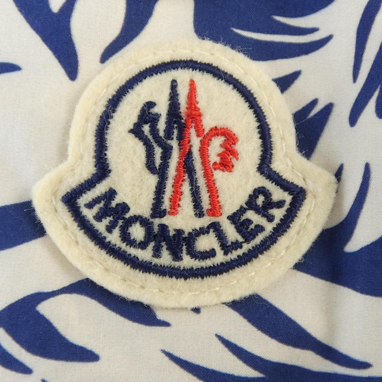 モンクレール MONCLER EBIZO ブルゾン
