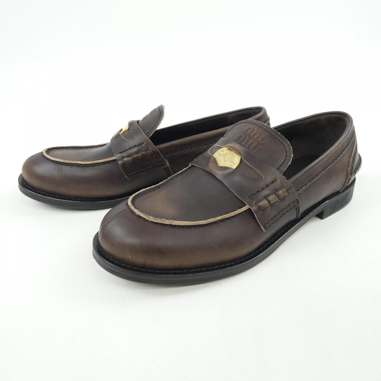 ミュウミュウ MIU MIU ペニーローファー MIU MIU ロゴ 5D773D シューズ