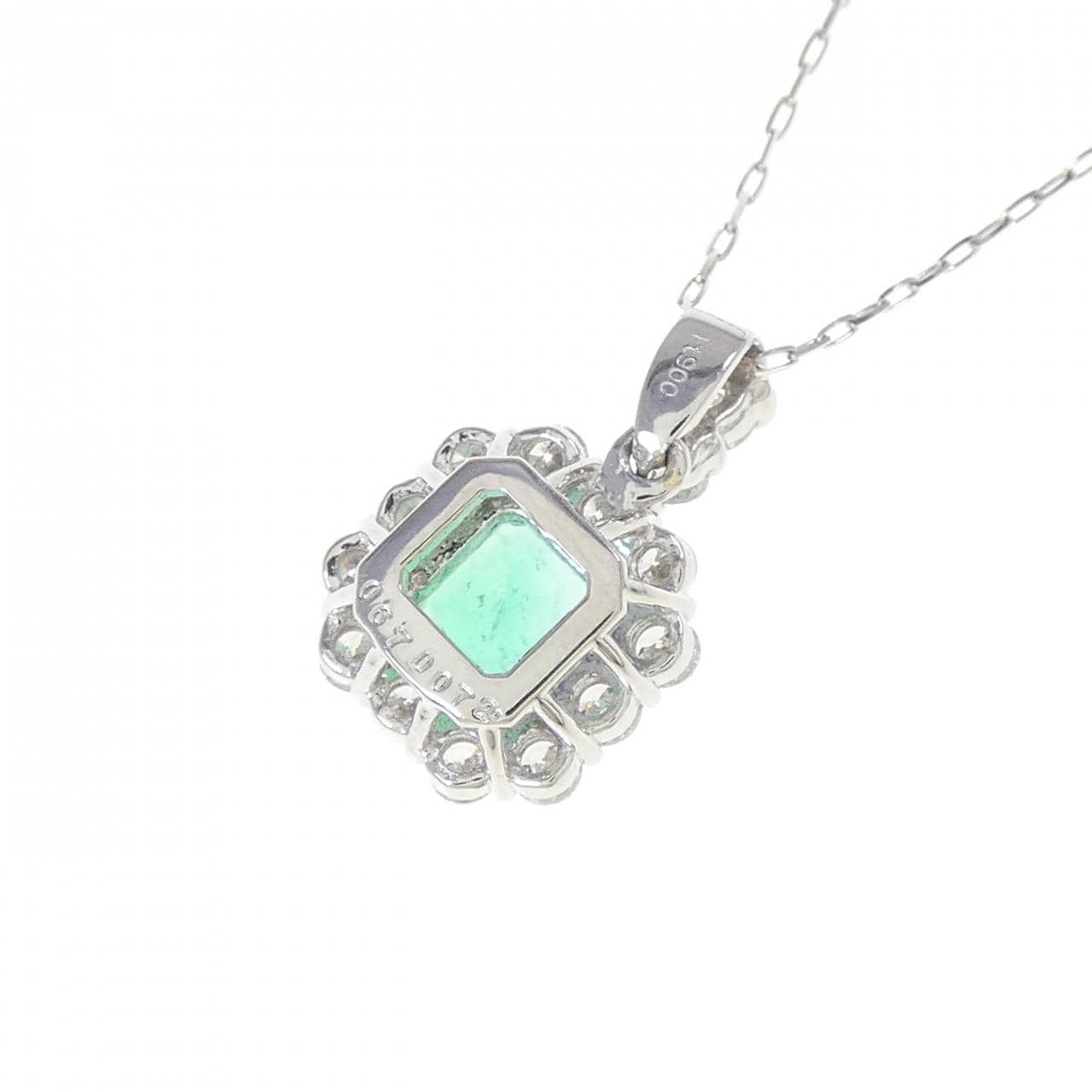PT900 エメラルド ネックレス 0.67CT