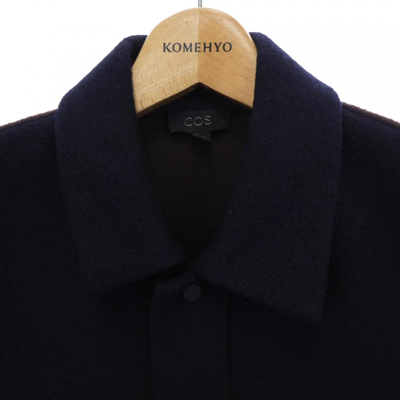 コス COS ブルゾン