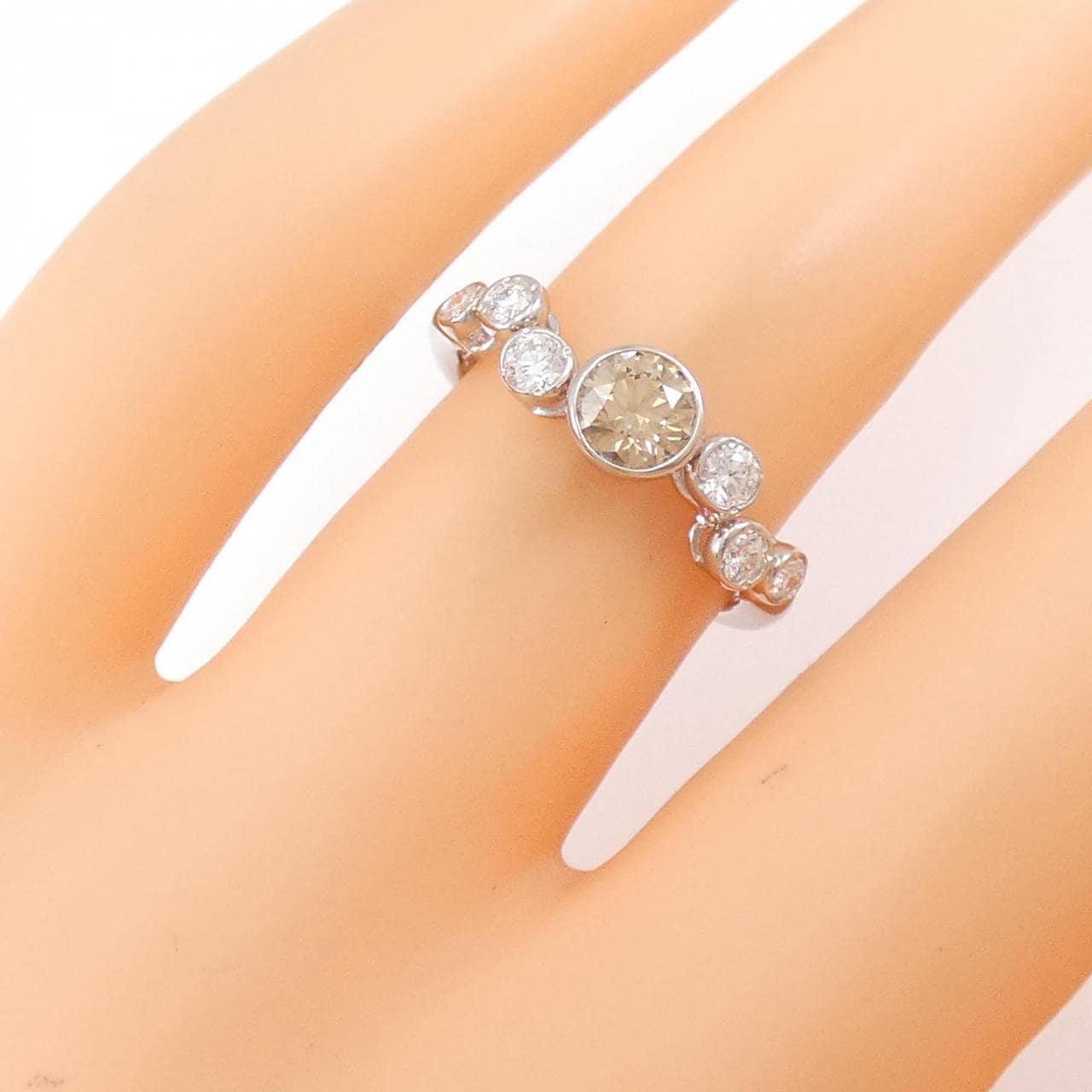 PT ダイヤモンド リング 0.30CT