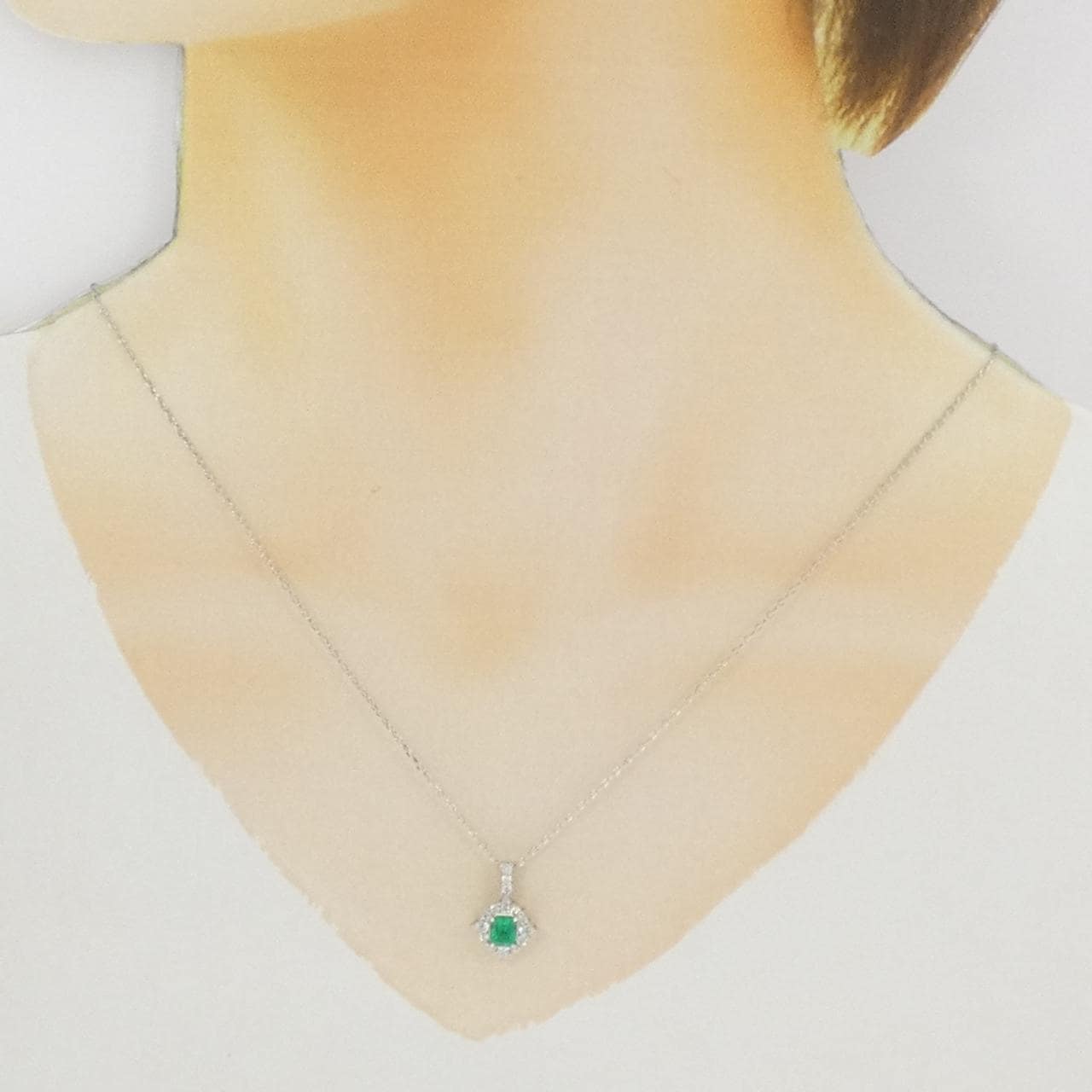 PT900/PT850 エメラルド ネックレス 0.54CT