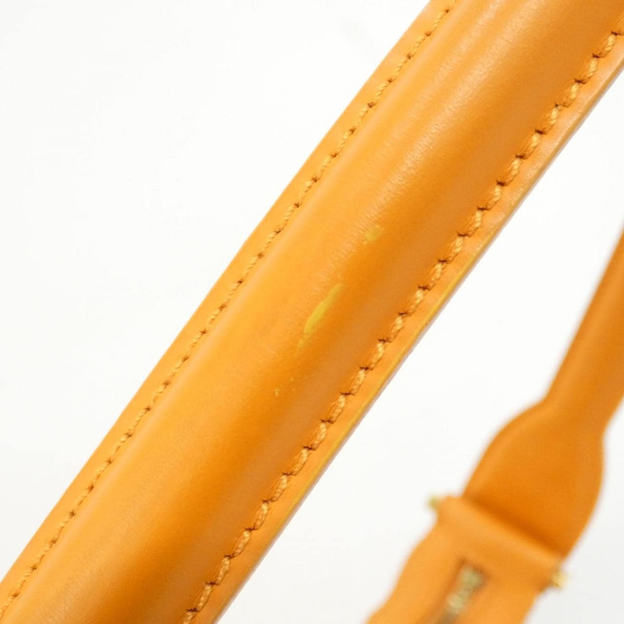 ルイヴィトン エピ サラバー M5896H バッグ