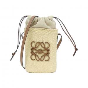 ロエベ スクエア ポケット C630G35X05 ショルダーバッグ